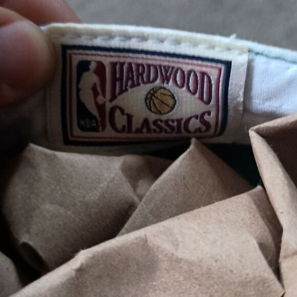 Mitchell & Ness Boston Celtics Hat Painters Cap White NBA Retro PRE-OWNED RARE - Picture 6 of 7